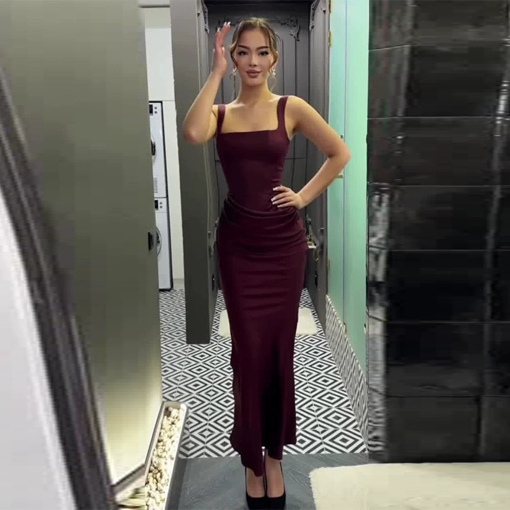 Forever 21 Burgundy Spaghetti Strap Bodycon Waist Cinching Maxi Dress